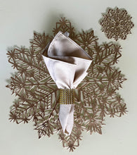 Cargar imagen en el visor de la galería, Juego de 6 Servilleteros Dorados Strass
