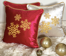 Cargar imagen en el visor de la galería, Cojín Navidad Crema 3 Copos
