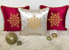 Cargar imagen en el visor de la galería, Cojín Navidad Crema Copo Dorado

